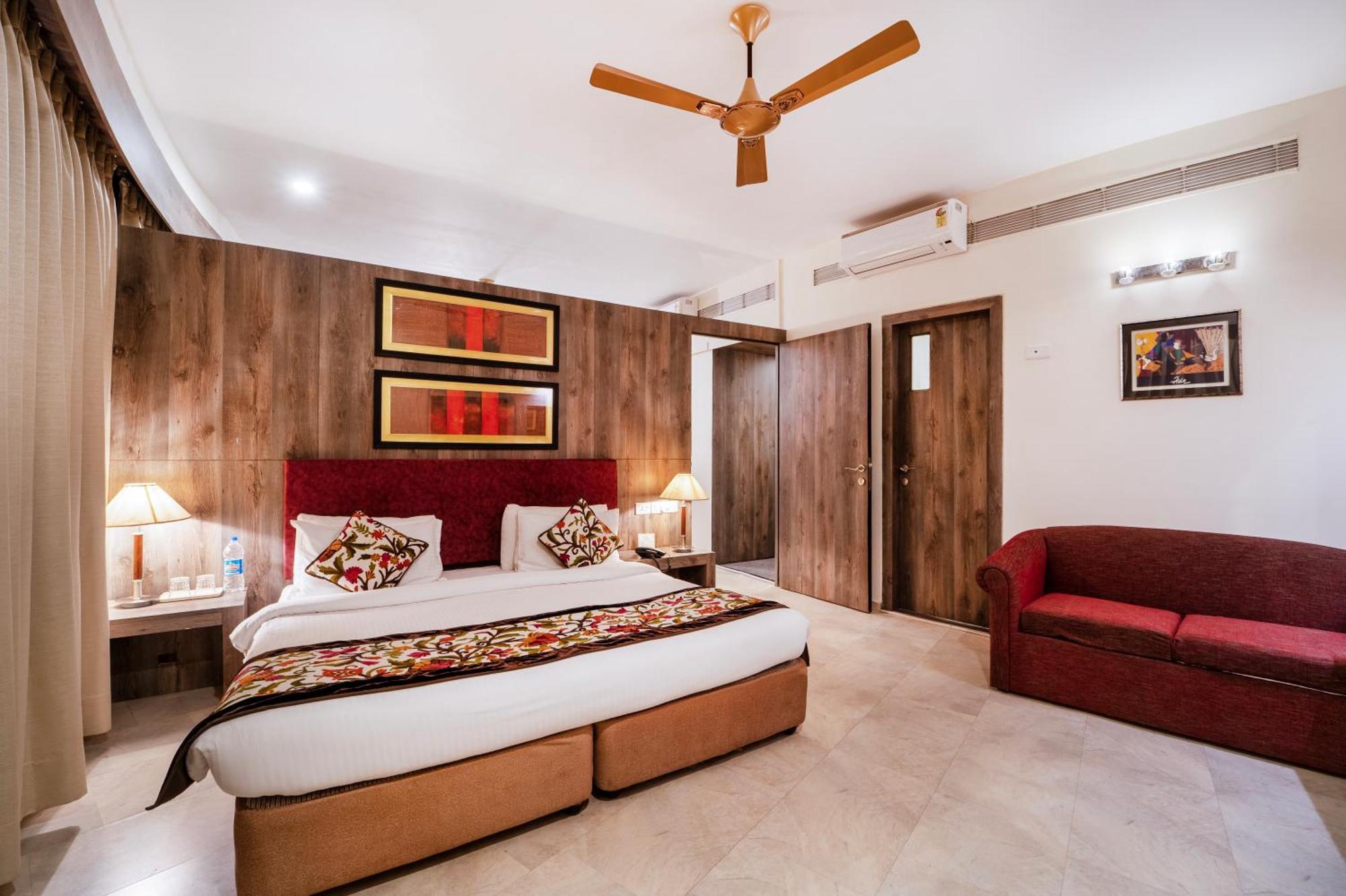 Готель K C Residency Vaishnodevi Катра Екстер'єр фото